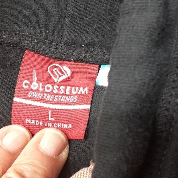 Hooded Iowa Hawkeyes sweatshirt size L with cowl neckline. - Picture 5 of 5